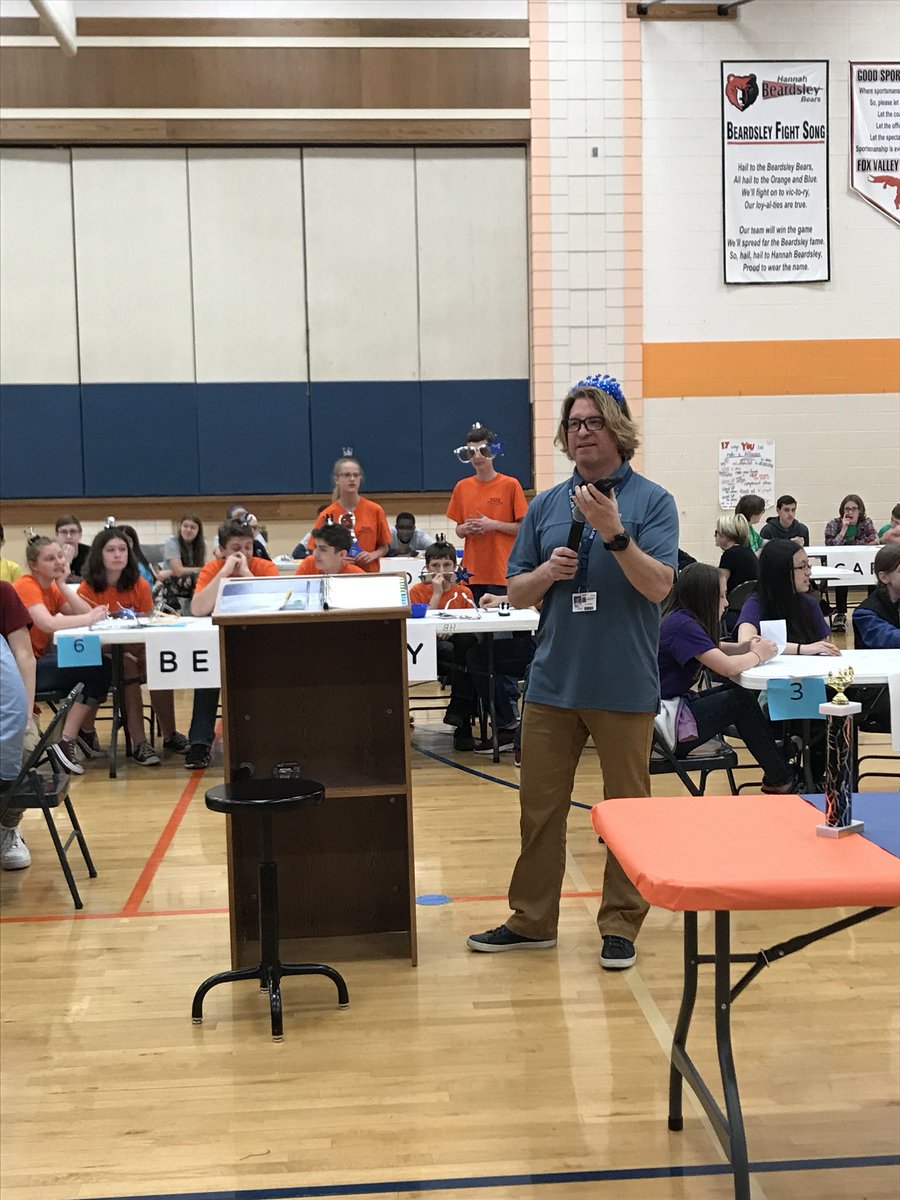 Congrats to HBMS Scholastic Team on their 3rd place finish at the Scholastic Bowl Invite! Thanks to Mr. Keenan, our awesome moderator! <a href="/HBMBears/">BeardsleyBears</a> #Beardsleypride