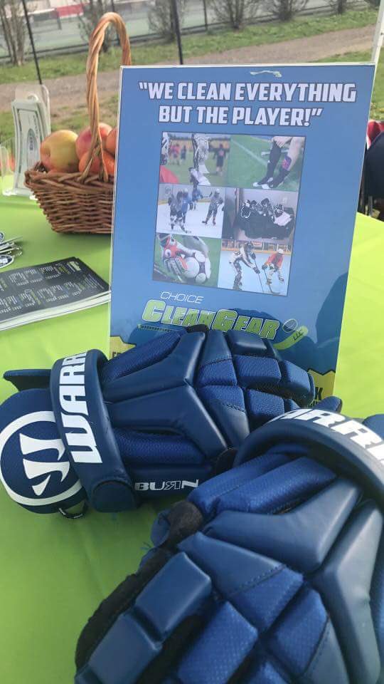 ChoiceCleanGear's tweet image. What a beautiful day for Lacrosse!  Don't let the fog stop you from venturing out for a fun day!  Best of luck to all the teams participating today! @penncrestad #lacrosse #sports #Athletics #players @STXmlax @brinelacrosse @Nike @UnderArmour