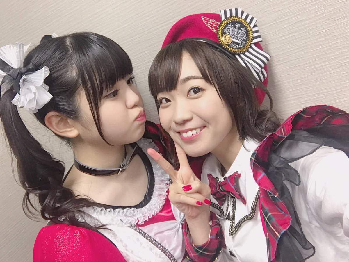 satohina1223's tweet photo. 2年生の皆さん！！
1番面倒を見てもらいました。
3人の言葉の力は
本当に魔法みたいで
たくさんの言葉が心に残ってます😌
ちなみに3人とたくさん動画撮ったからね…
まっててね( ﾟ∀ﾟ )笑笑
りかこちゃんの寝起き動画とか…笑
#伊波杏樹 さん
#斉藤朱夏 ちゃん
#逢田梨香子 ちゃん https://t.co/3MfMD0zQpY