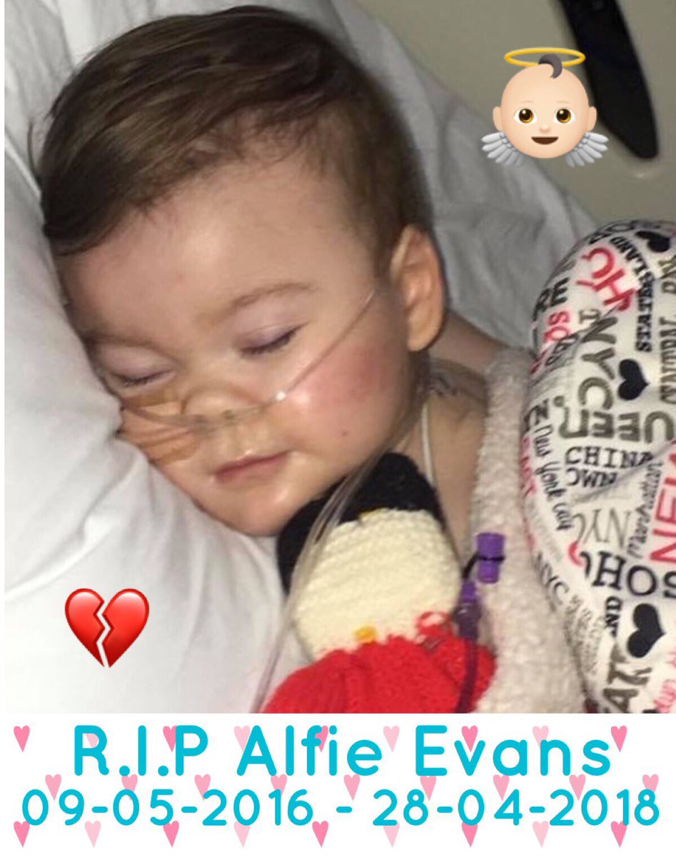 Sarah_Berg's tweet photo. ππ’ Flying with the angels now πΌπ» Poor little Alfie! But he was a true fighter!! ππ»ββοΈπ His mum and dad done him proud!! ππ» #HeartBroken #ATrueFighter #AlfieEvans #AlfiesArmy #AlfieJamesEvans #SaveAlfieEvans https://t.co/oDOs5ZdgBq