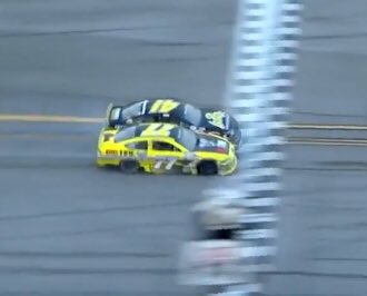 paul_andrews7's tweet photo. Home sweat Home at 5 am! What a day @TalladegaSuperS Good job by all @ChadBryantRace crew an driver @Joegrafjr BUT I think we won, of course I’m biased https://t.co/y6UdBItlBY