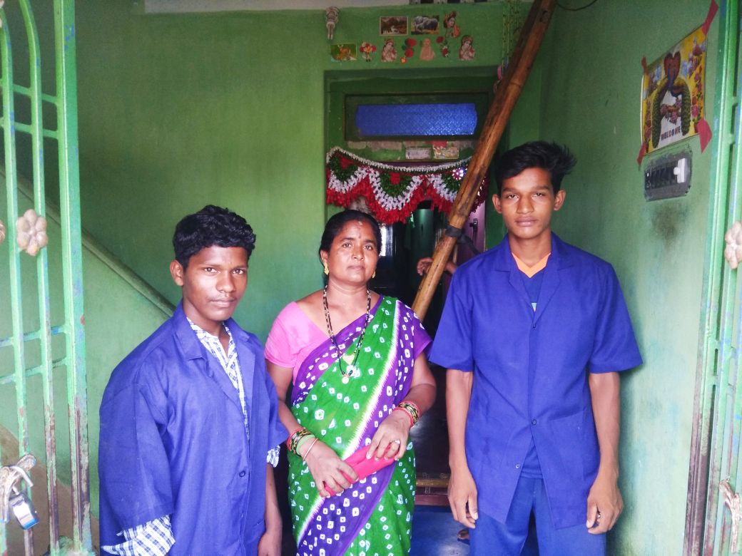 iti_hinjilicut's tweet photo. Free home service and repairing of electrical appliance by electrician trainees.
#ServingToMankind is service to God.
We Should Think With hearts on. https://t.co/YVnebf5sTw