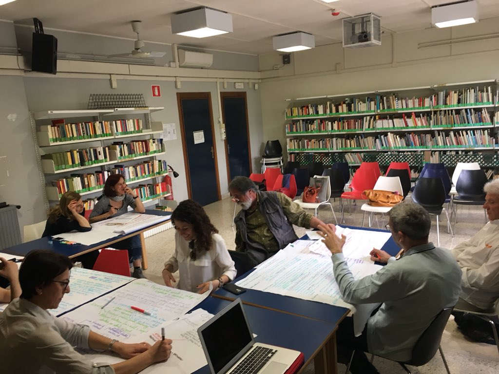 LabGov's tweet photo. Gli imprenditori civici del Laboratorio #Centocè sono oggi al lavoro nella Biblioteca Rugantino a Torre Spaccata per definire gli ultimi dettagli dell’intervento nella giornata di festa della collaborazione civica del 5 maggio #iBenidiRoma #collaboratorio #coDistrict #cultura https://t.co/E6tw71pEDI