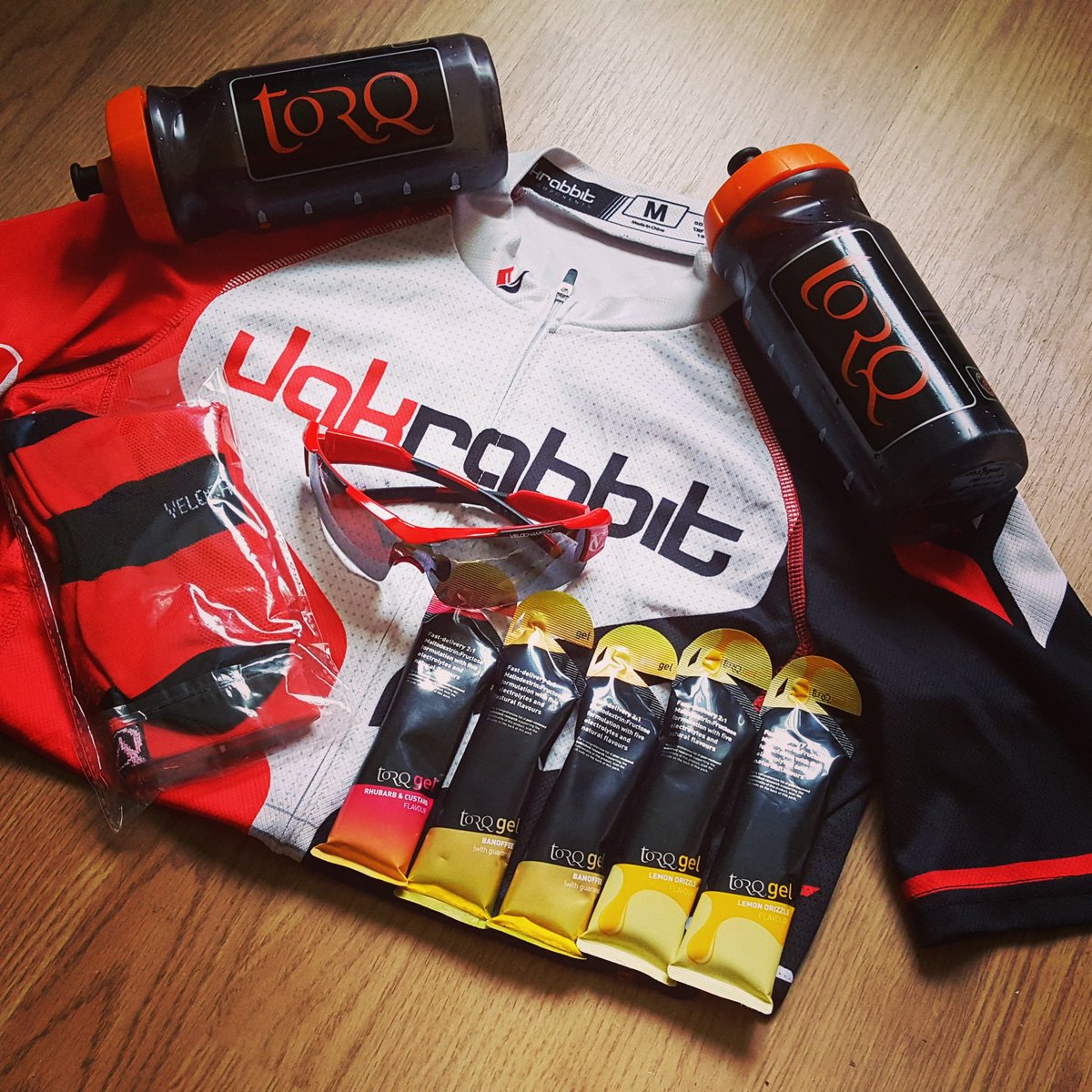 speedy_smurf's tweet photo. Raceday #TORQFuelled #myveloskin #velochampion #midlandbikefit @JakRabbitRacing #midlandsxc https://t.co/rqwFlxxSBp