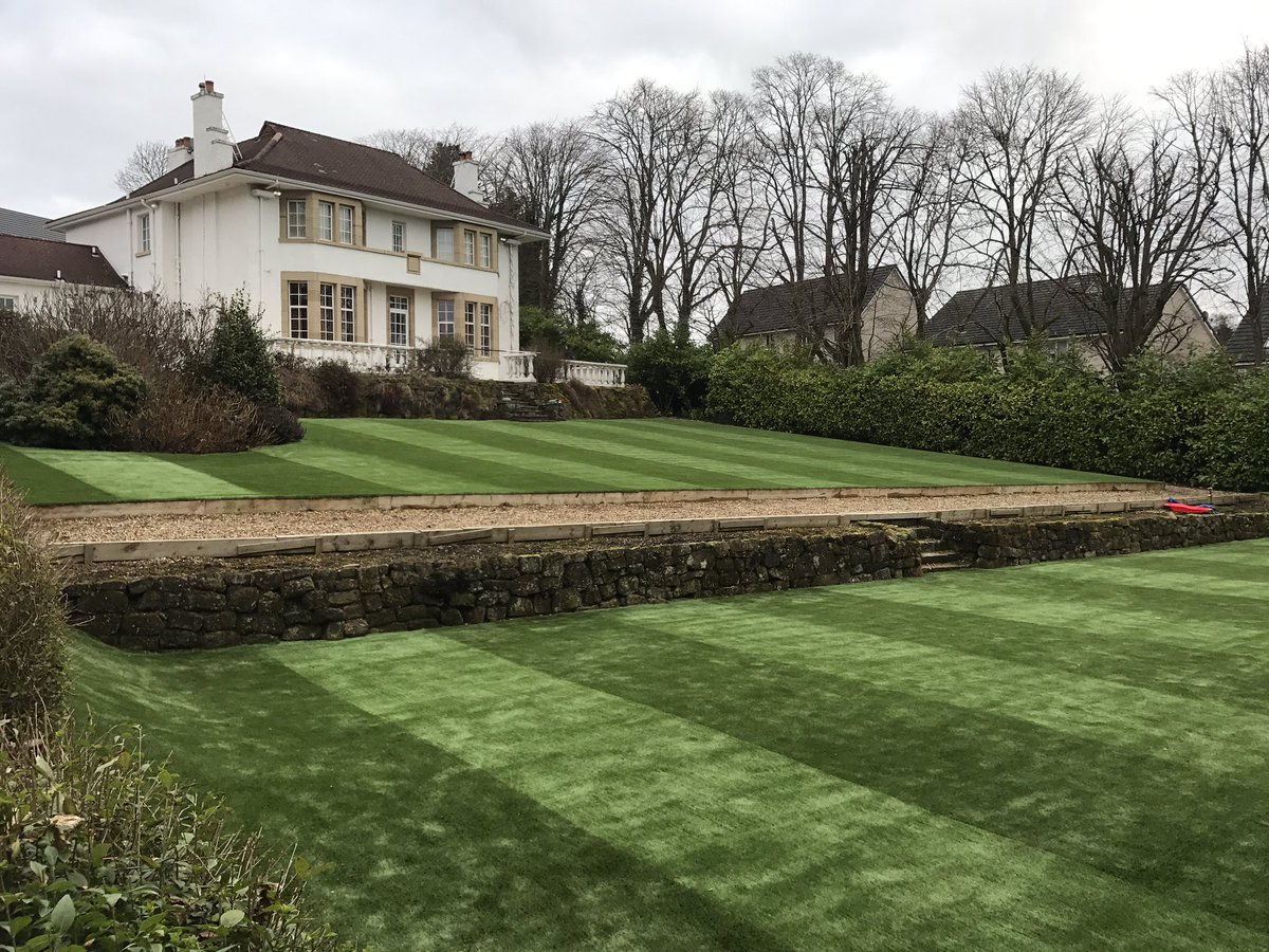 HiTechTurf's tweet photo. We also do very large spaces  @HiTechTurf looking great and low maintenance 👍👍 https://t.co/v14h3S2DgY