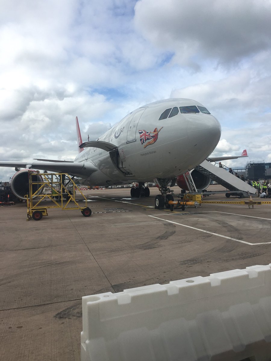 triggermarkham's tweet image. Vegas baby! ✈️🎰🍺