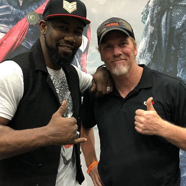 gena8studios's tweet photo. Michael Jay White visits Garrison7 and Gena8 Studios #michaeljaywhite #spawn #garrison7 #movies #veterans #military #marjeanholden https://t.co/9mesC0Wvzo https://t.co/23qTDD0SFE