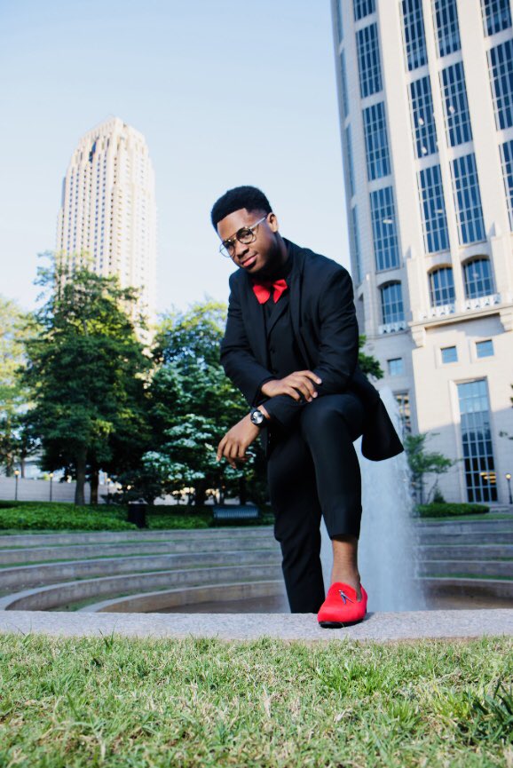 FarmBully's tweet photo. Saved The Best For Last 3rd & Final Prom Big Baby ~~~G A M E O V E R~~~ We Out Here Shutting
The City Down, Had To Pull Out
The Big Boi Whip!
Got The Red Bentley Coupe Since It Match The Shoes🤣
#prom2018 #promshutdown #gameoverprom #bentleycoupe #killedprom #woodlandprom2018 https://t.co/XxjYvuaGod
