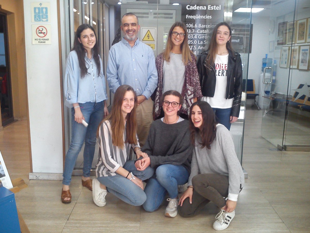 IgnasiMiranda's tweet photo. Avui 20h #Tempsdediàleg, #solidaritat Elisenda García @UnidesD @mansunides #Índia #Testimoni Projecte #Fitini @_lavall Cristina Farré, Júlia Carreras, Maica Ramírez, Cristina Norton, Berta Franco i Ana Barrachina
Online-> https://t.co/wIflpsM1kt
Emès-> https://t.co/P9lmxopH2O https://t.co/JoOAH1Rw6F