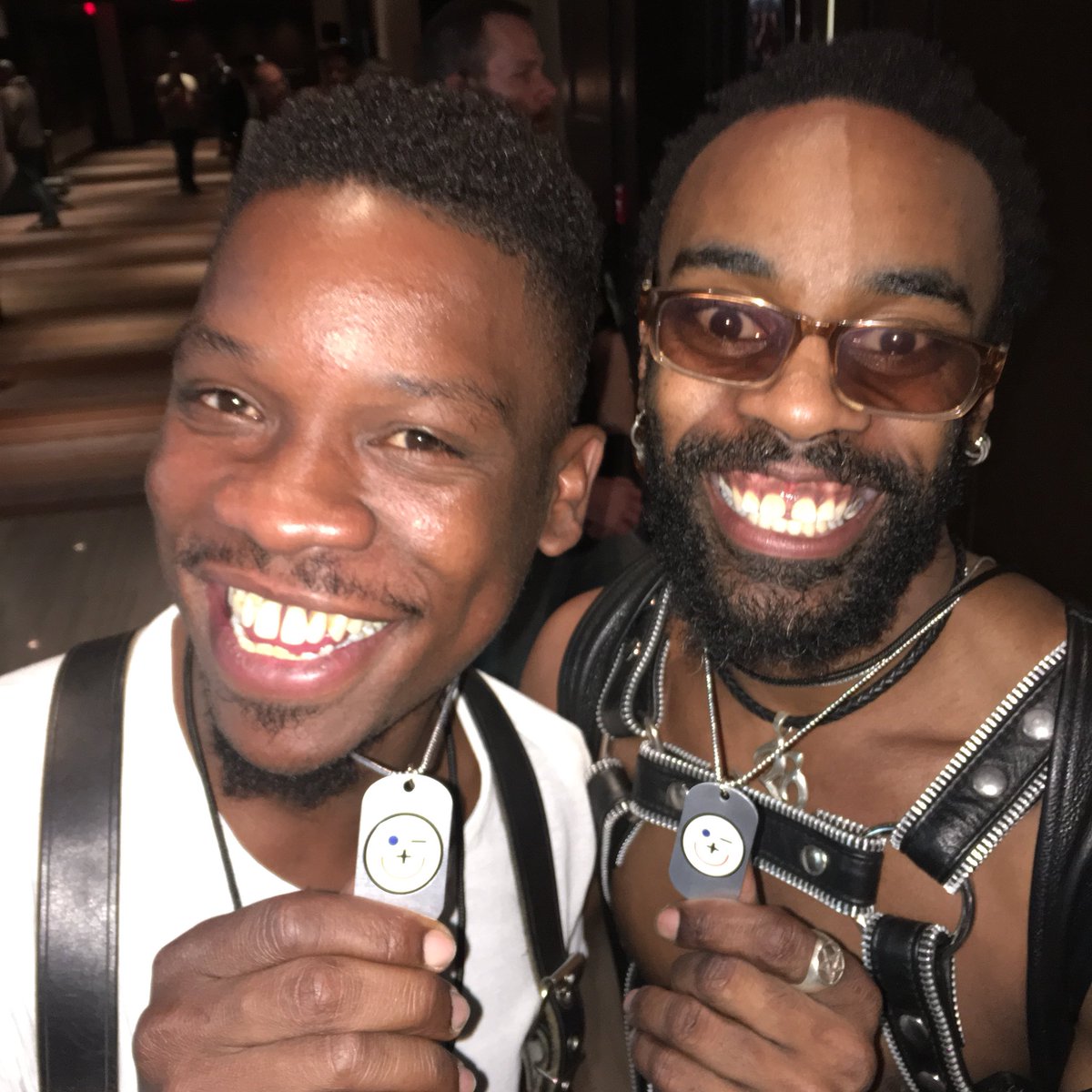 MrFriendly's tweet photo. Had a grrreat time at Poz/Poz-Friendly Party passing out free MrFriendly conversation starter dogtags. And @CLEHIVtrials there too w info on some new studies! #CLAW2018 #CLAW18 #HIVstigmafree @clawcorp https://t.co/ew0xZrMJHi