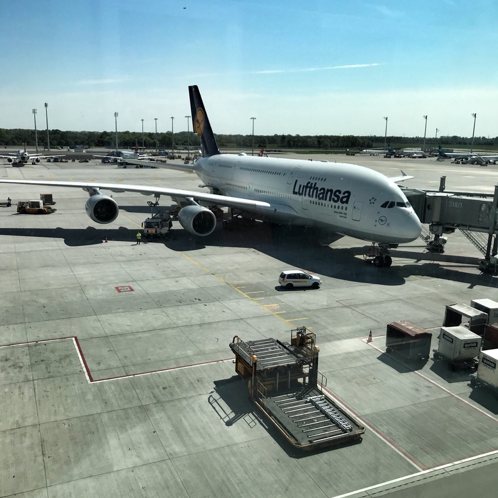 Holzklasse Hashtag On Twitter