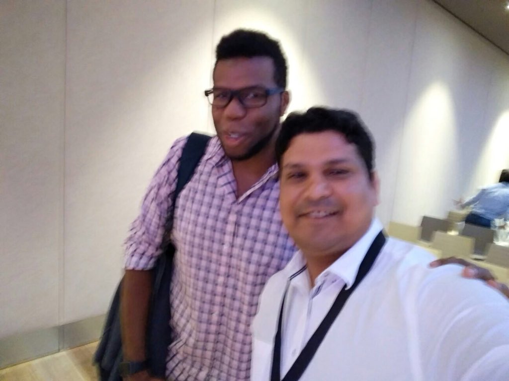 Finally I met you <a href="/jhoskins/">Joshua Hoskins ☁</a> ... you are full of energy and the #DemoJam session was amazing 👌 Thanks for starting #Dreamin events concept.. hope to see you soon in Amsterdam and we are gonna have fun 😊 #DreamOle18