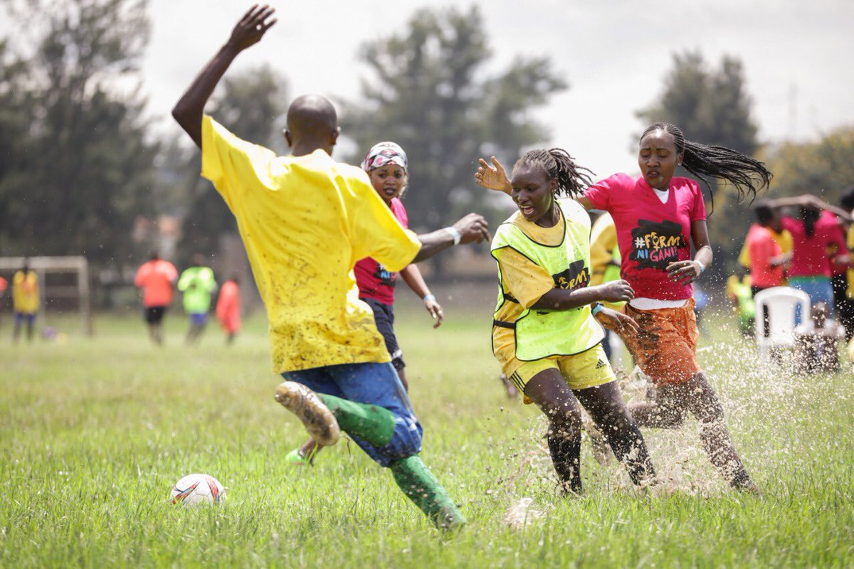 bonifacemwangi's tweet image. Starehe Boys Centre right now. Play. Donate blood. Dance to some nice music. #FormNiBall tournament ongoing! Join us! Bring a friend. We are here till 6pm. 😃. #FormNiGani