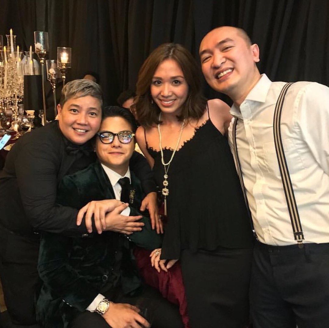 raizamyr's tweet photo. #DanielJohnAt23
Happy birthday DJ!! Medyo pinahirapan mo pa ako sa Gatsby theme mo.πPero okay lang basta ikawπͺπ»Benta tayo sobrang daming Pepsi! πππ#ArawMoTo #danieljohnat23 #djpat23
Β© boybangus https://t.co/KIDTI8cgFK https://t.co/MYRHYBDy9n