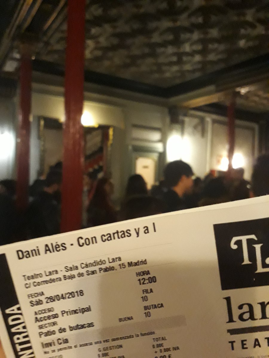 LiorahM's tweet photo. Deseando ver la magia del Padrino @Edu_DiazC ¡¡Teatro lleno!! #DaniAles @teatrolara https://t.co/H6QRbmI8S3