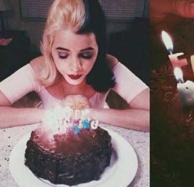 Feliz aniversarioo!!!

happy Birthday Melanie Martinez 