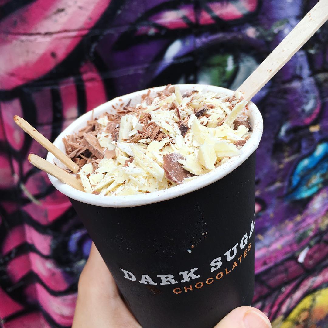 IndigoAldgate's tweet photo. Weekends call for awesome hot #chocolate from @darksugars! Head to #BrickLane to get yours! 🙌🏻🍫 #Neighbourhood #HotelIndigoAldgate 

(📸@emziebom5) https://t.co/3XVwI24MuX