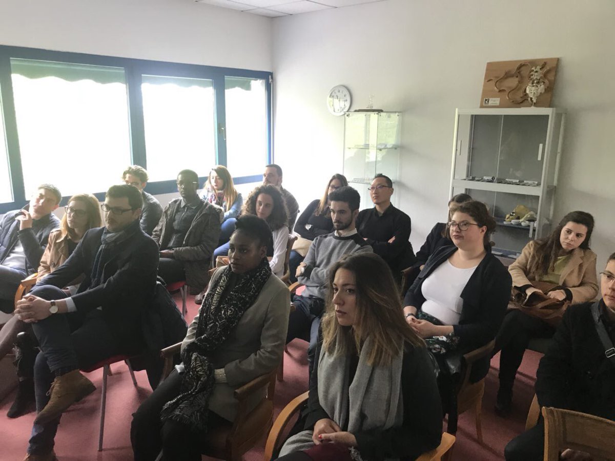 Jeunesenmarche's tweet photo. Visite organisée par les @JeunesMacron87 de l’entreprise i.ceram, spécialiste des implants médicaux en céramique 👩🏽🔬🔬, en présence de @BeaudouinSo #innovation #InterJamLimoges https://t.co/UJ879EY58i