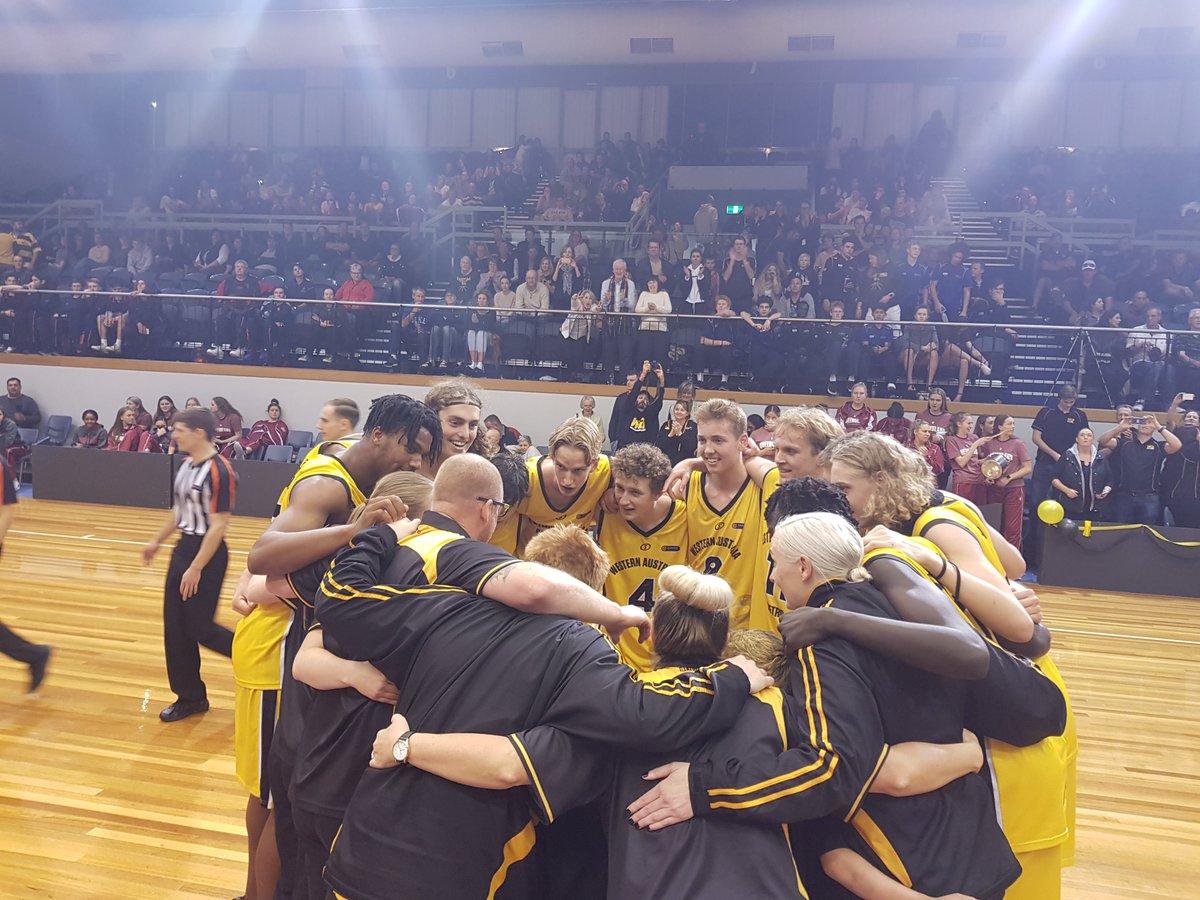 For the first time since 2000, WA Metro are Under-18 men's #AusChamps gold medalists!

They defeat <a href="/basketballqld/">Basketball Queensland</a> South 102-81 behind Travers' 27pts, Mincherton's 21 and 14pts, 15rebs from Jackson!