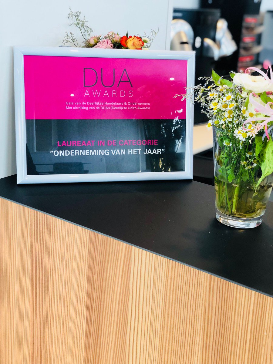 vanomobil's tweet photo. De nieuwe Vanomobil vestiging te Deerlijk is bijzonder fier om uit te komen als finalist in de verkiezing van 'onderneming van het jaar' bij de 'Dua Award'! Alvast bedankt voor deze finaleplaats! @GemDeerlijk @UNIZOvzw https://t.co/NIhwTmBHJf