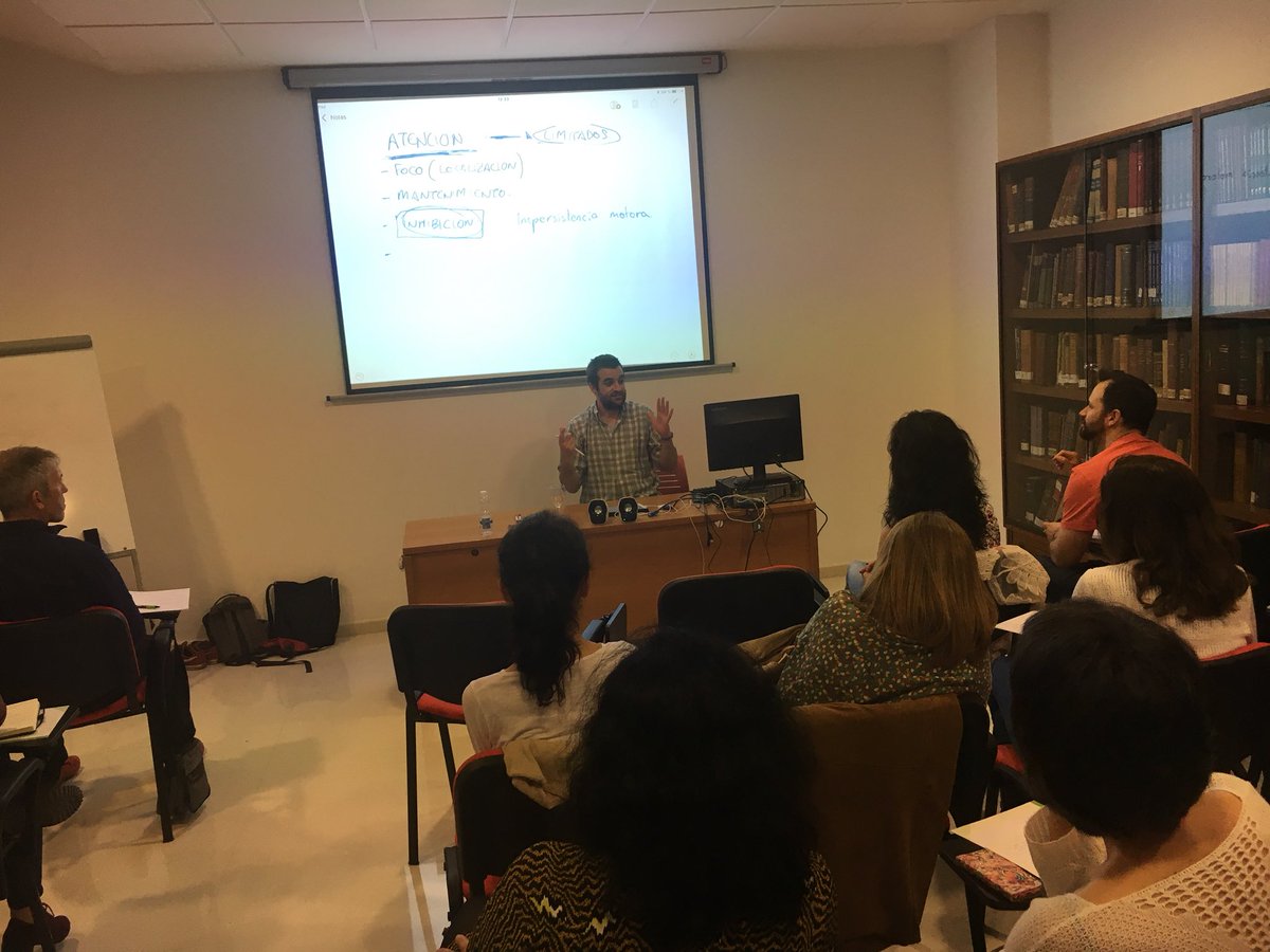 mariajosepilo's tweet photo. Componentes de la Atención Foco Mantenimiento Inhibición Alternancia ....#GPMalaga https://t.co/ZDLZXfFXTk