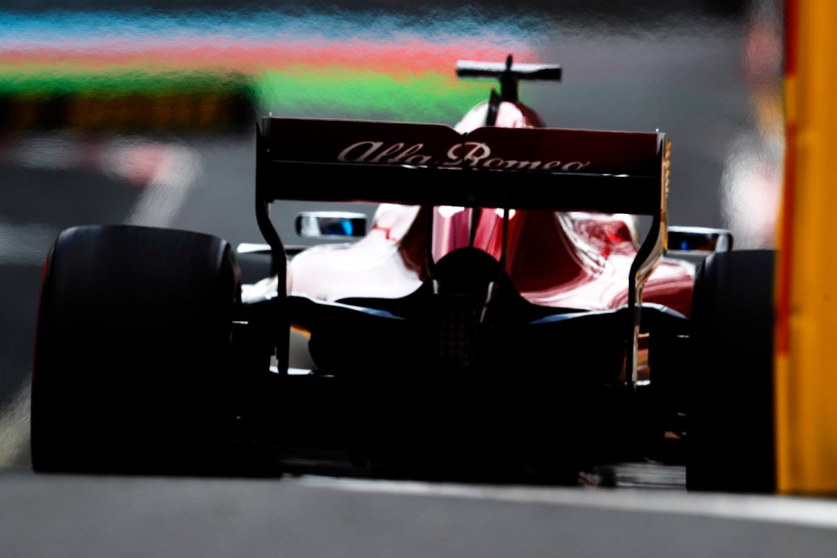 Charles Leclerc lidera a Sauber en la clasificación del Gran Premio de Azerbaiyán