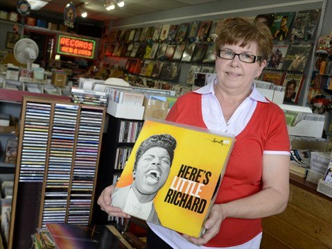 bigmarkp's tweet photo. https://t.co/H34nxtpoBG is coming Next Saturday and #StardustRecords #124OttawaStN #HamOnt is celebrating 35 years. Come &amp; join in on the fun. @sharron448 #TheRecordStoreLady can help you out with the records you need for your collection. https://t.co/MWXpXPsHiu