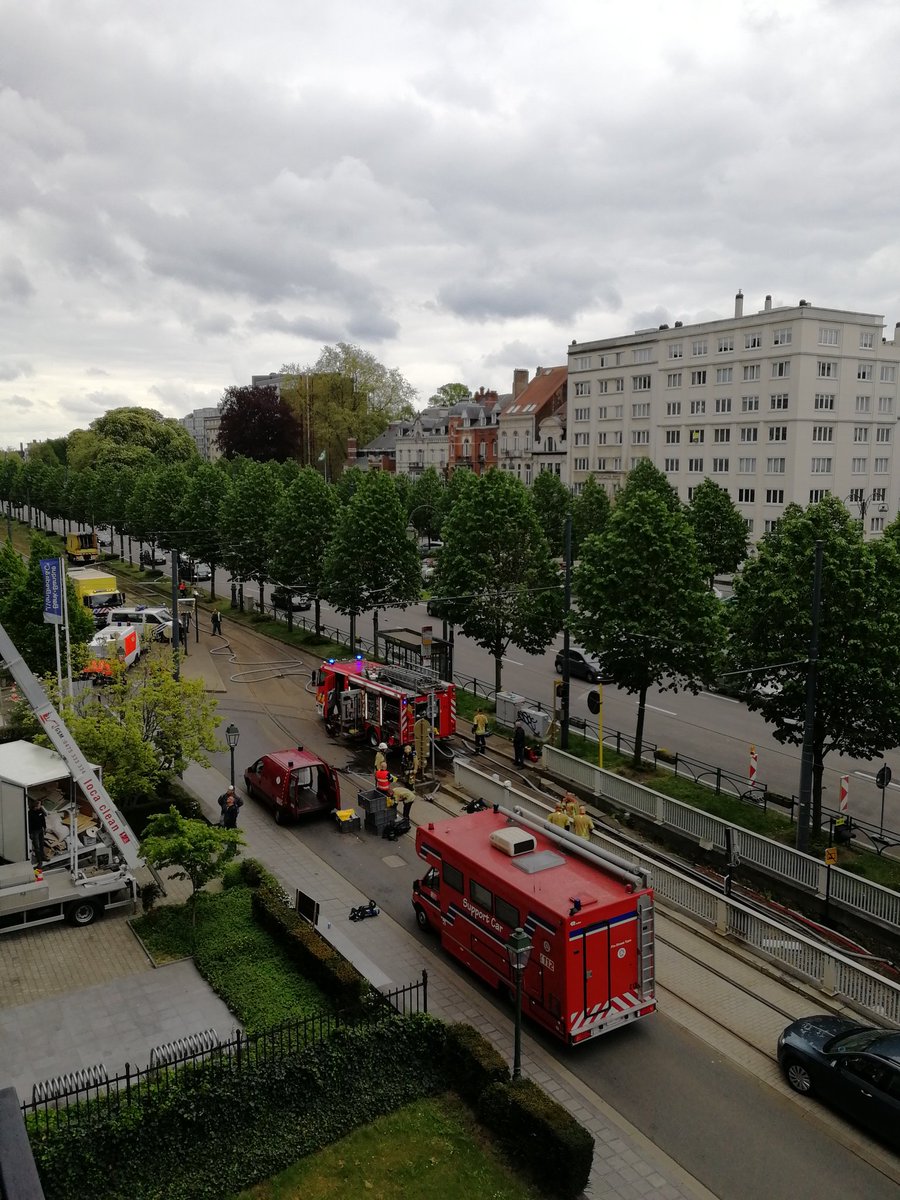 MarkSeychell's tweet photo. .@STIBMIVB "incident technique"??? https://t.co/ApcWg7ackQ