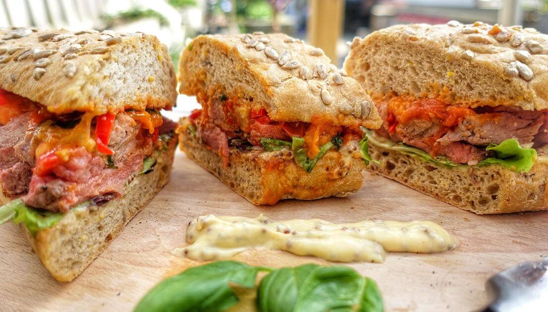 Grillfun076's tweet photo. Er staat weer een lekker recept online op mijn website.  Deze heerlijke sandwich met ribeye staat online dus check snel voor het recept. #grillfun #bbqrecepten #bbq #barbecue 
https://t.co/IiCBGJo0bw https://t.co/4i4XJRP6oR