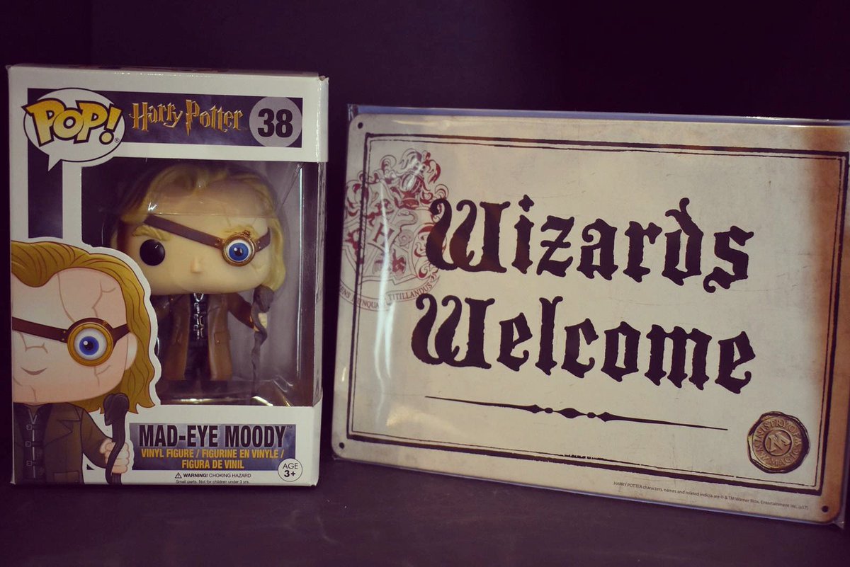 sukodragon's tweet photo. Detallitos estupendos que se agradecen de personas estupendas. Muchas gracias a @lasupercaja
#expedientefriki #harrypotter #supercaja #geekplanet #regalo https://t.co/FWU2IZtwm9
