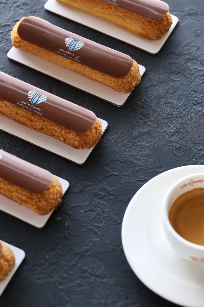 Paperfiguae's tweet photo. Nothing is better than food with a meaningful cause! Have you gotten our eclairs yet? #paperfig #bighearteclair https://t.co/GWJKBjUWq9