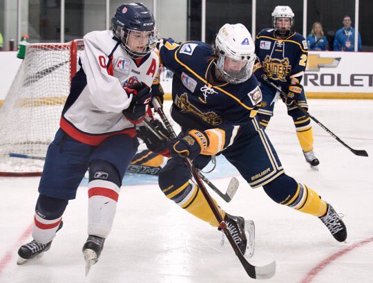 Thank you to @HC_EssoCup  for a great week @lclc from the host team <a href="/MBPaaa/">Metro Boston Pizza</a>  thank you to the team for their  commitment and hard work throughout the season and a special thank you  to our graduating players <a href="/brookeebennet/">Brooke Bennett</a> <a href="/emma_rafuse12/">Emma Rafuse</a> <a href="/robyny13/">Robyn Young</a> <a href="/sydney10__/">Sydney Phelan</a> 💙🍕🏒