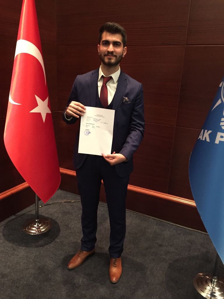 Değerli arkadaşım Muhammet ALAN (@MUHAMMED_ALAN_ )  Mardin’den Milletvekili Aday Adayı olmuştur. Kendisine çıktığı bu yolda muvaffakiyetler diliyorum. Rabbim mahcup etmesin.