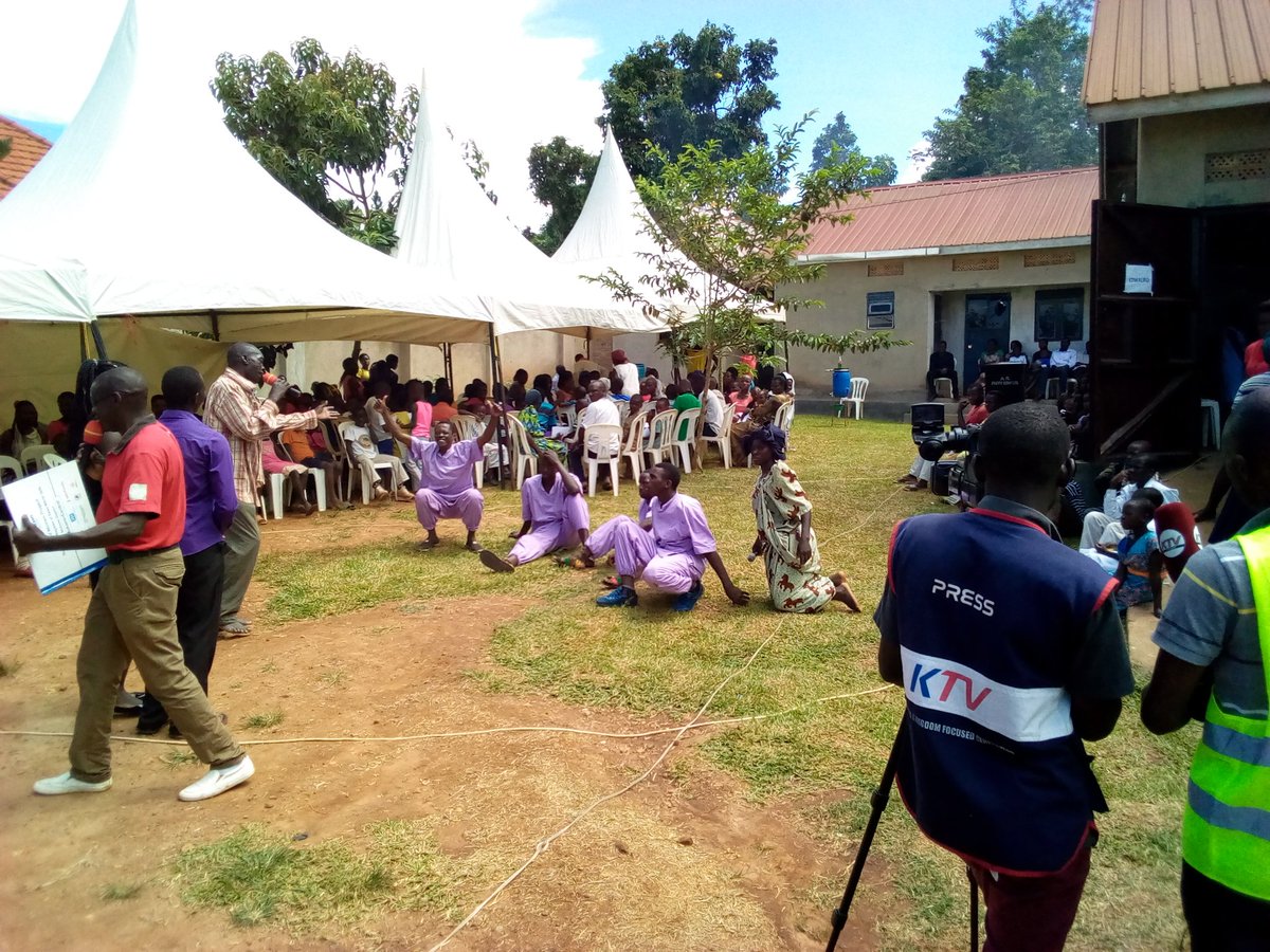 RctKyambogoUniv's tweet photo. Family health days @RCKyambogo
#Misindye
@RctKyambogoUniv @rdistrict9211 @RctKyambogo https://t.co/o09yjNhfvL