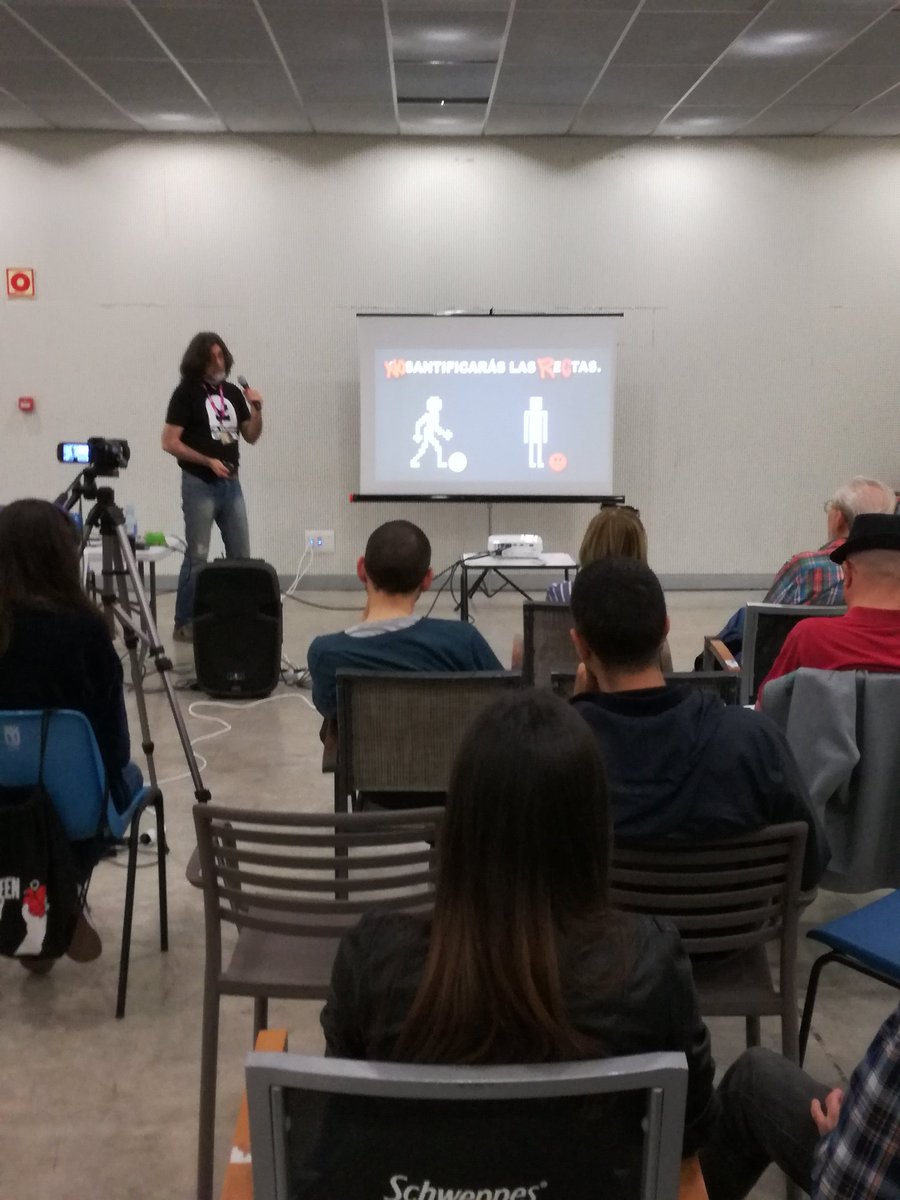 FromTheMoonDevs's tweet photo. Ya estamos por @RetroMadrid para empezar atendiendo a los mandamientos de @DrKuchoGames https://t.co/sD6wtorthU
