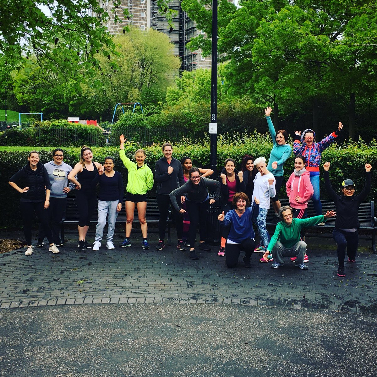 Not so hot this week but we still smashed it 😀🏋🏻‍♀️🤸🏿‍♀️ #turnuptoneup <a href="/OurParksUK/">Our Parks</a> #madetomove #naturesgym
