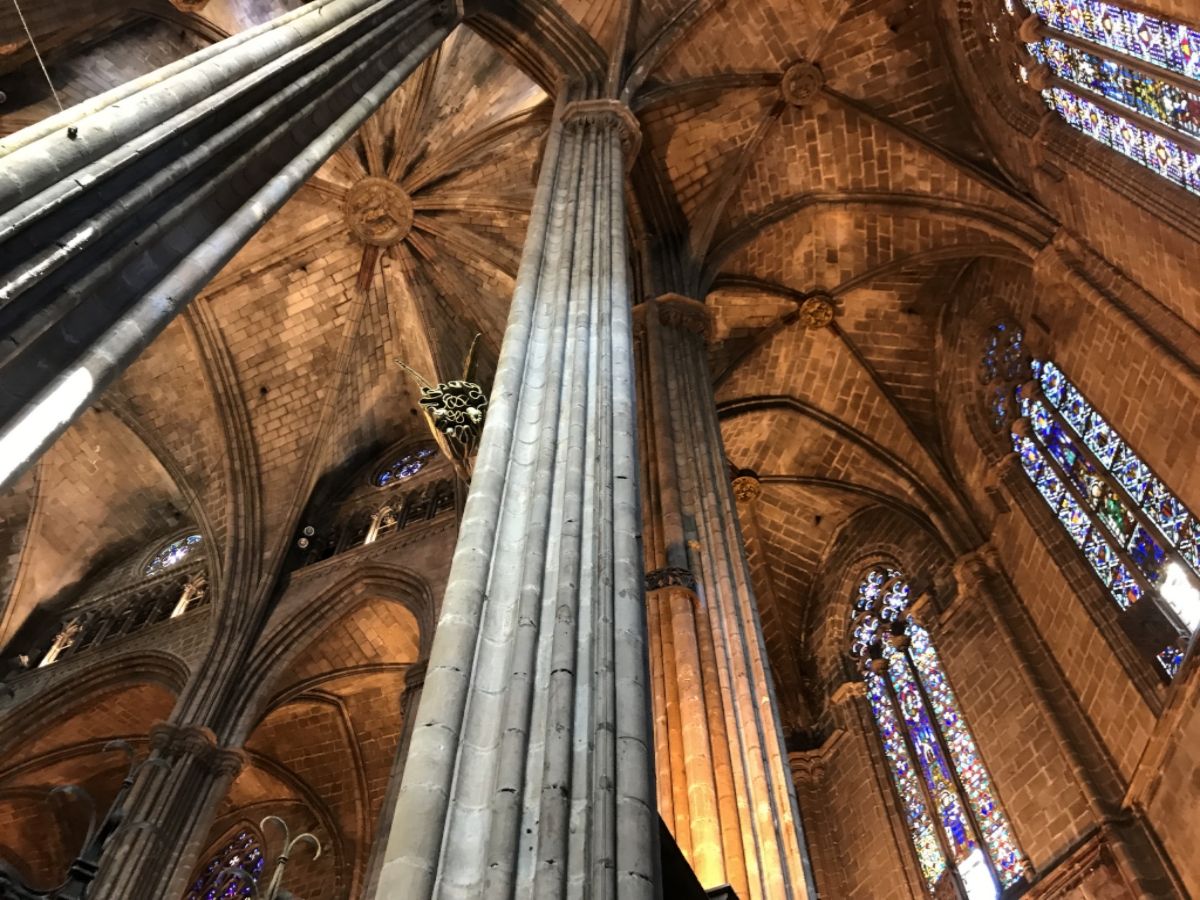 Walks's tweet photo. The historic heart of Barcelona is a treasure trove of ancient ruins, stunning architecture and chilling tales; but you have to know where to look https://t.co/2rqRA6FpFI via @Walks #takewalks https://t.co/xfToHrdgy3