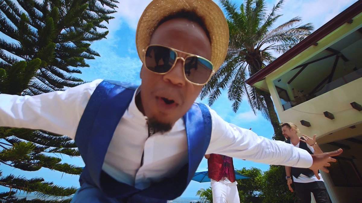 237daily's tweet photo. 237 Daily Presents: X-MALEYA ft MINK'S - Mon Goût [Official Video] 

#africanmusic #cameroon #Cardio #DrNkengStephens #minks #MONGOUT #MusicCamerounaise #XMmusic #Xmaleya https://t.co/gINXCjnDTV https://t.co/6twf95l2V7