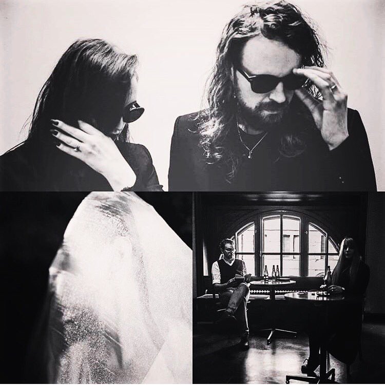 Tonight at Melodybox, Stockholm, Lazy Octopus Records has a club night with PINK MILK, Deerest and White Birches! 🔥🔥🔥 <a href="/LazyOctopusRec/">Lazy Octopus Records</a> <a href="/pm_theband/">⚡️PINK MILK⚡️</a> <a href="/Headstomp/">Headstomp</a>