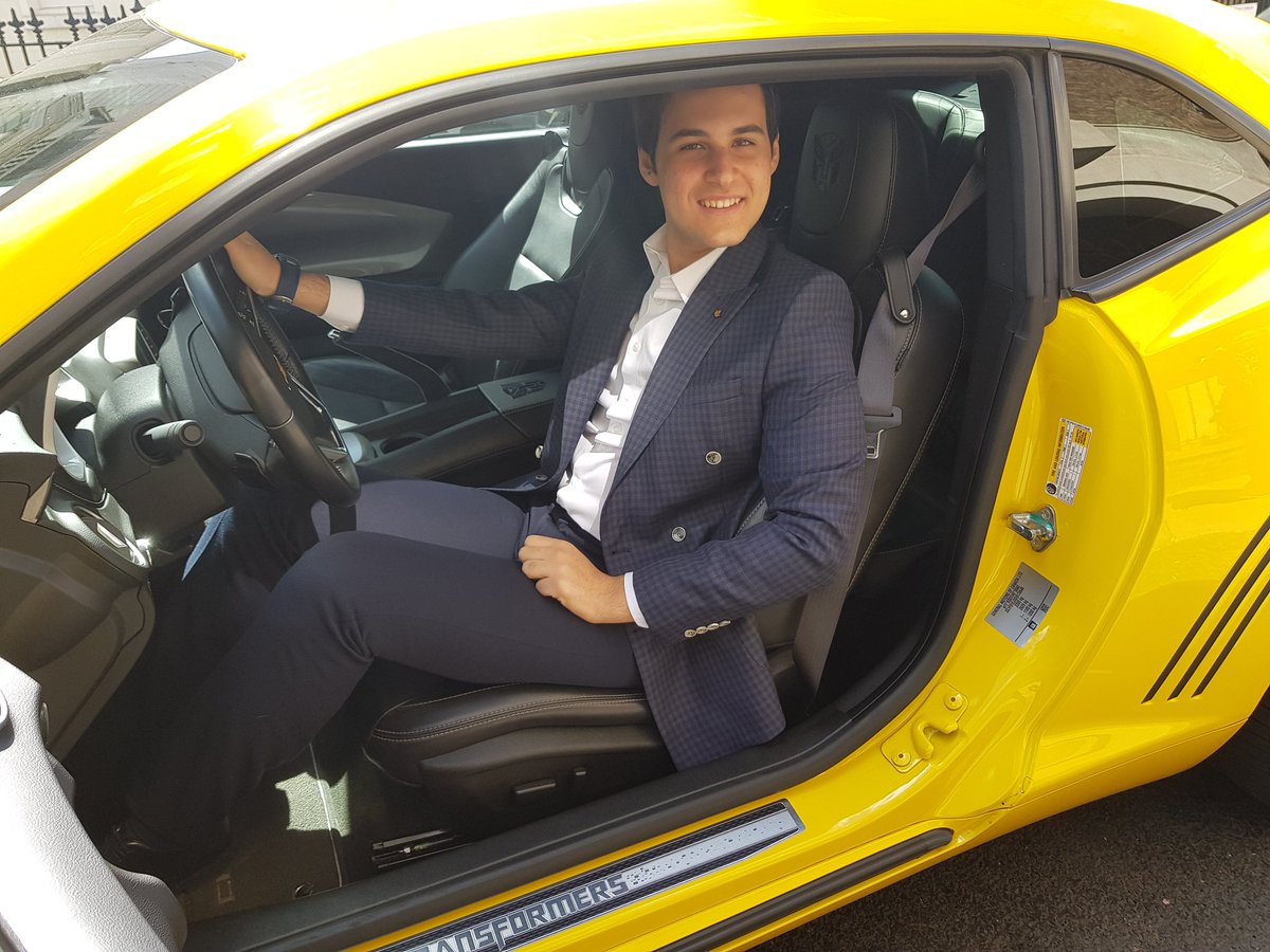 BumblebeeHire's tweet photo. Congratulations to our lucky #Transformers prize winner from Turkey. Hope you enjoyed #London and of course #Bumblebee. #LondonTours #VisitLondon #London #BumblebeeCarHire #RollOut https://t.co/Cf1TOyG41q