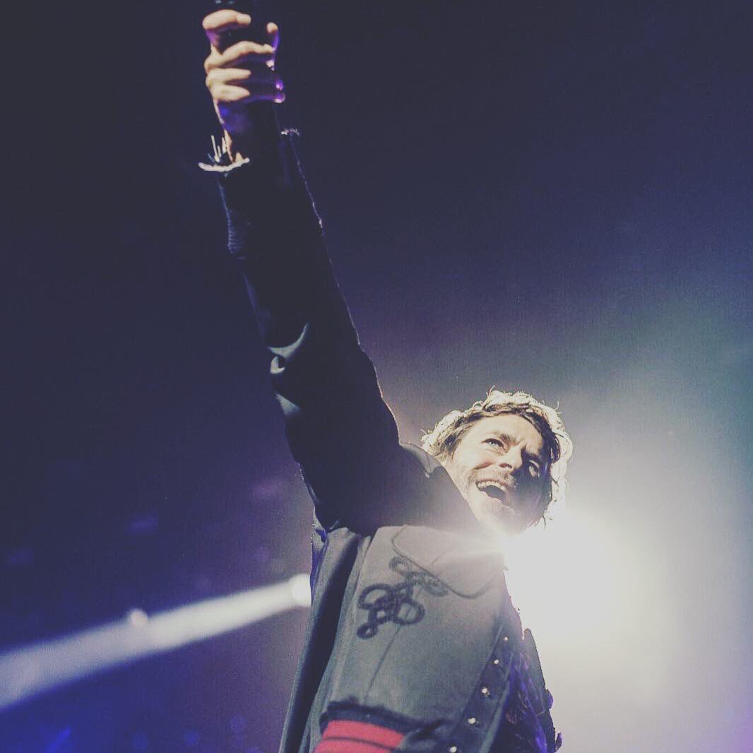 takethat's tweet photo. Happy 25th Birthday to our very own @HowardDonald 😉🎂x https://t.co/jQRsQDhQFJ