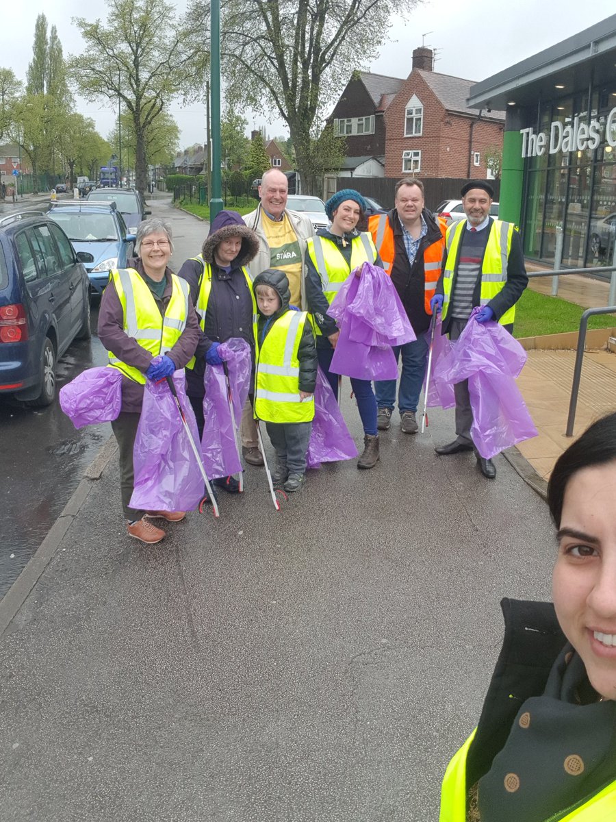 CllrNeghat's tweet image. Sneinton Litter Pick with @my_dales local Councillors @CllrDavidMellen @CllrGulKhan @WeLoveSneinton #LocalResidents this morning. #DontMessWithSneinton #KeepSneintonClean #CleanUp #Proud #UnitedWeRise