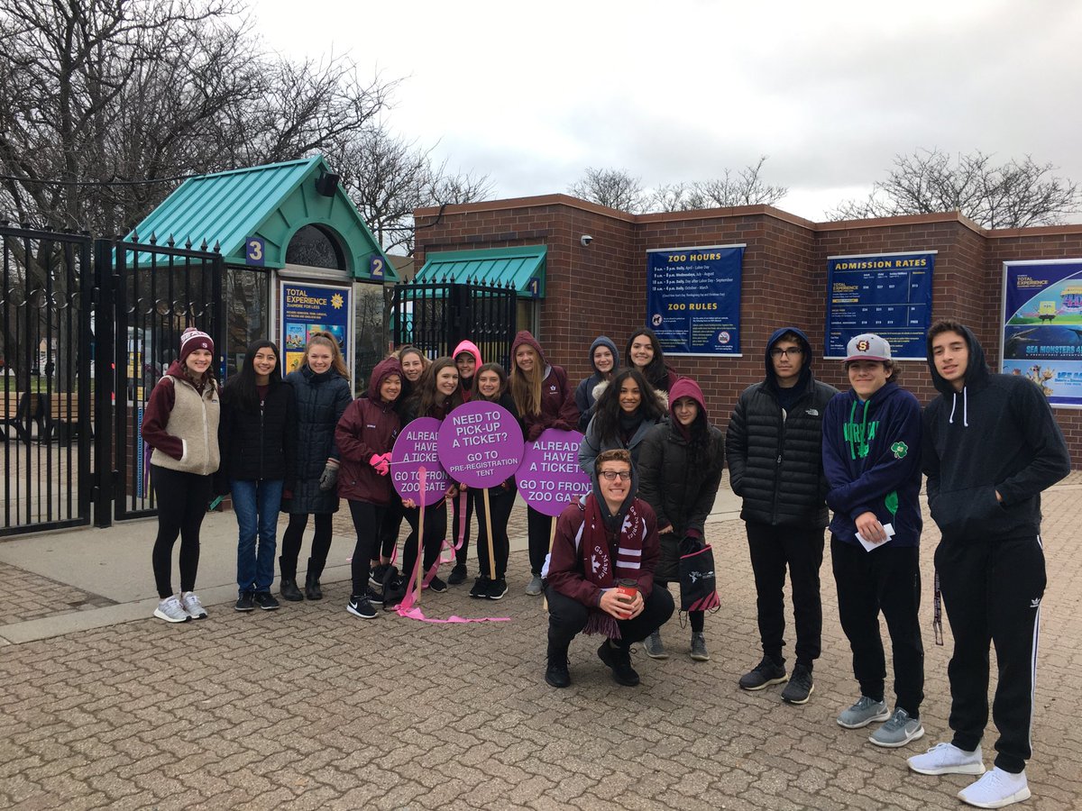 Seaholm at the Shades of Pink walk!! <a href="/BirminghamPS/">Birmingham Schools</a> <a href="/detroitzoo/">Detroit Zoo</a>  😊🏃🏼‍♀️🏃🏼‍♀️🏃🏾‍♂️🏃🏼‍♀️🏃🏾‍♂️🏃🏼‍♀️💝💝