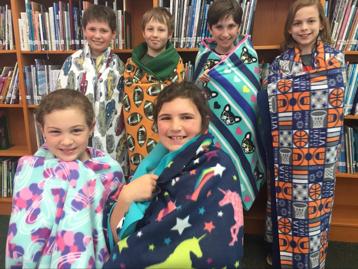 LearnAtCCS's tweet photo. Independence Elementary celebrated another impressive S.O.C.K.S Day ("Serving Our Community Kid Style") yesterday. ALL students and staff helped different community partners through Academic Service Learning! Read more: https://t.co/5xmhif8Drb #ClarkstonASL #WeAreClarkston https://t.co/bcfST6Uun3