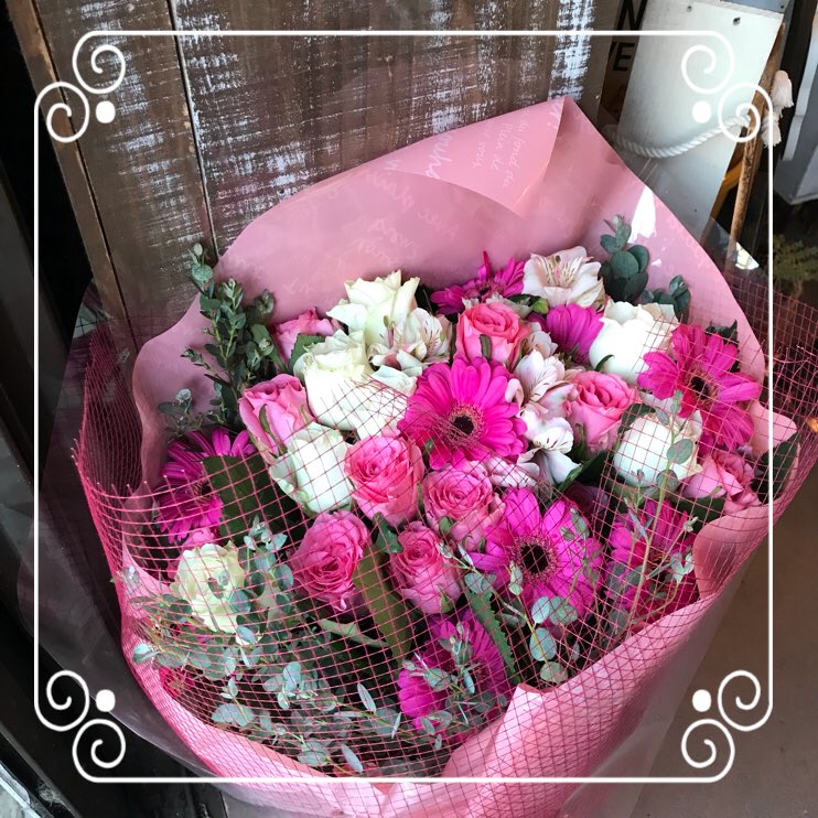 Haru Haru ご予約の花束 白いバラとピンクのバラが可愛い 和歌山 岩出市 花屋 お花屋さん Flowershop 花 花束 ブーケ フラワーブーケ Haruharu ハンドメイド ハンドメイド雑貨