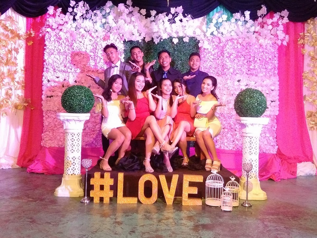 LabainRefell's tweet image. good evening each and everyone you of guiz and friends.