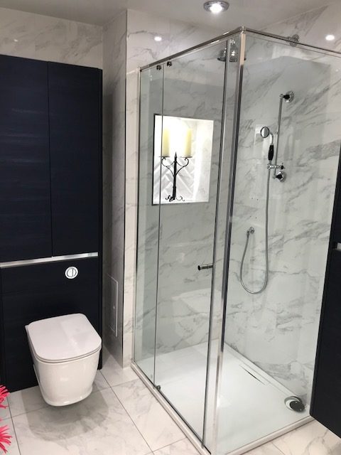 New post (New Ambiance Bain Display at Splashout) has been published on Splashout - splashout.co.uk/2018/04/28/new…