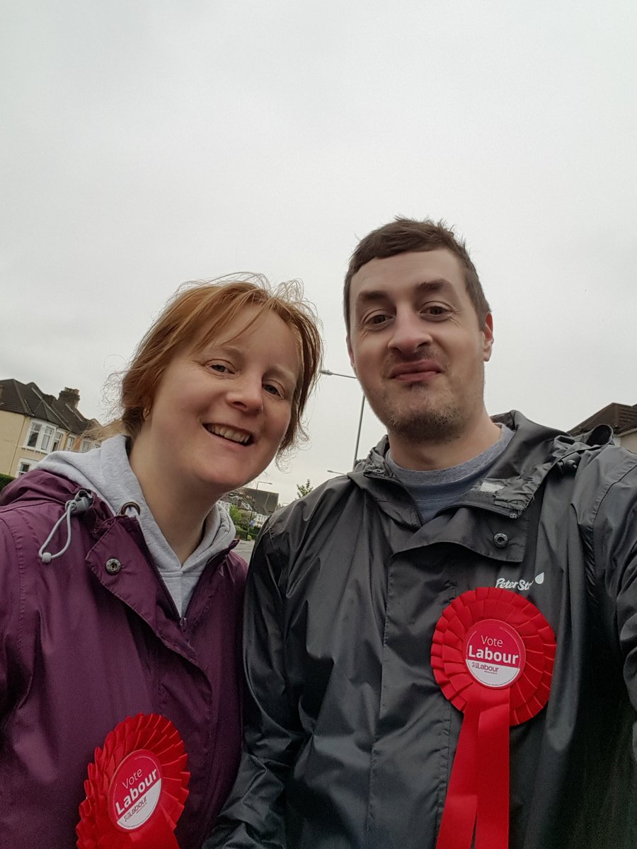 Team Bird Matthews out campaigning for <a href="/ElthamLabourPty/">Eltham Labour Party</a> in <a href="/CllrLindaBird/">Linda Bird</a> Eltham North Ward! Lots of delivery to do! #greenwichlabour with <a href="/cawalsh/">Caroline Walsh</a>