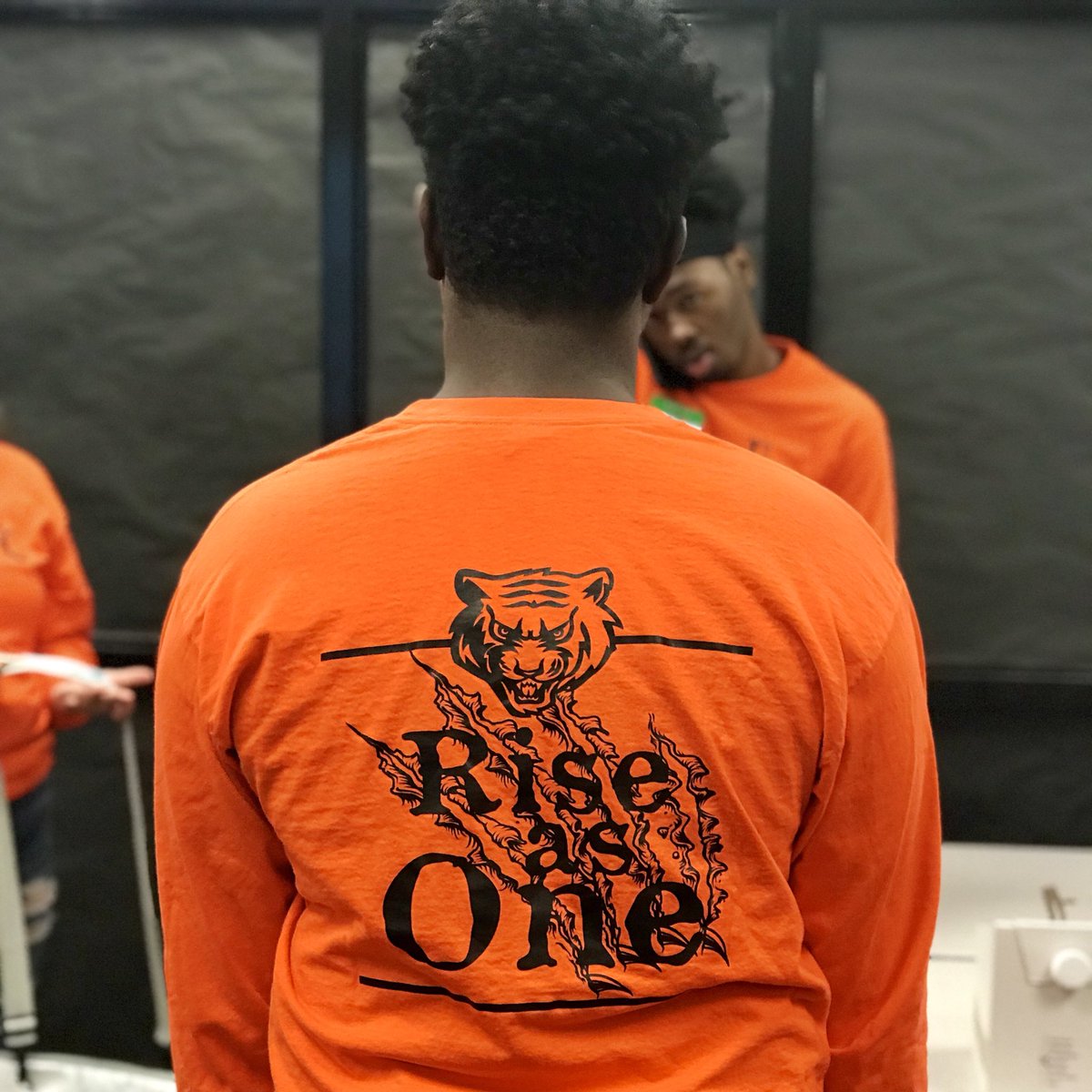 .@aintyoumari’s and the <a href="/LIFTKY/">LIFT Kentucky</a> <a href="/CreekBsu/">Fern Creek BSU</a> crew are leading the charge of change at the #JCPSstuvoice event. #WeAreJCPS #stuvoice