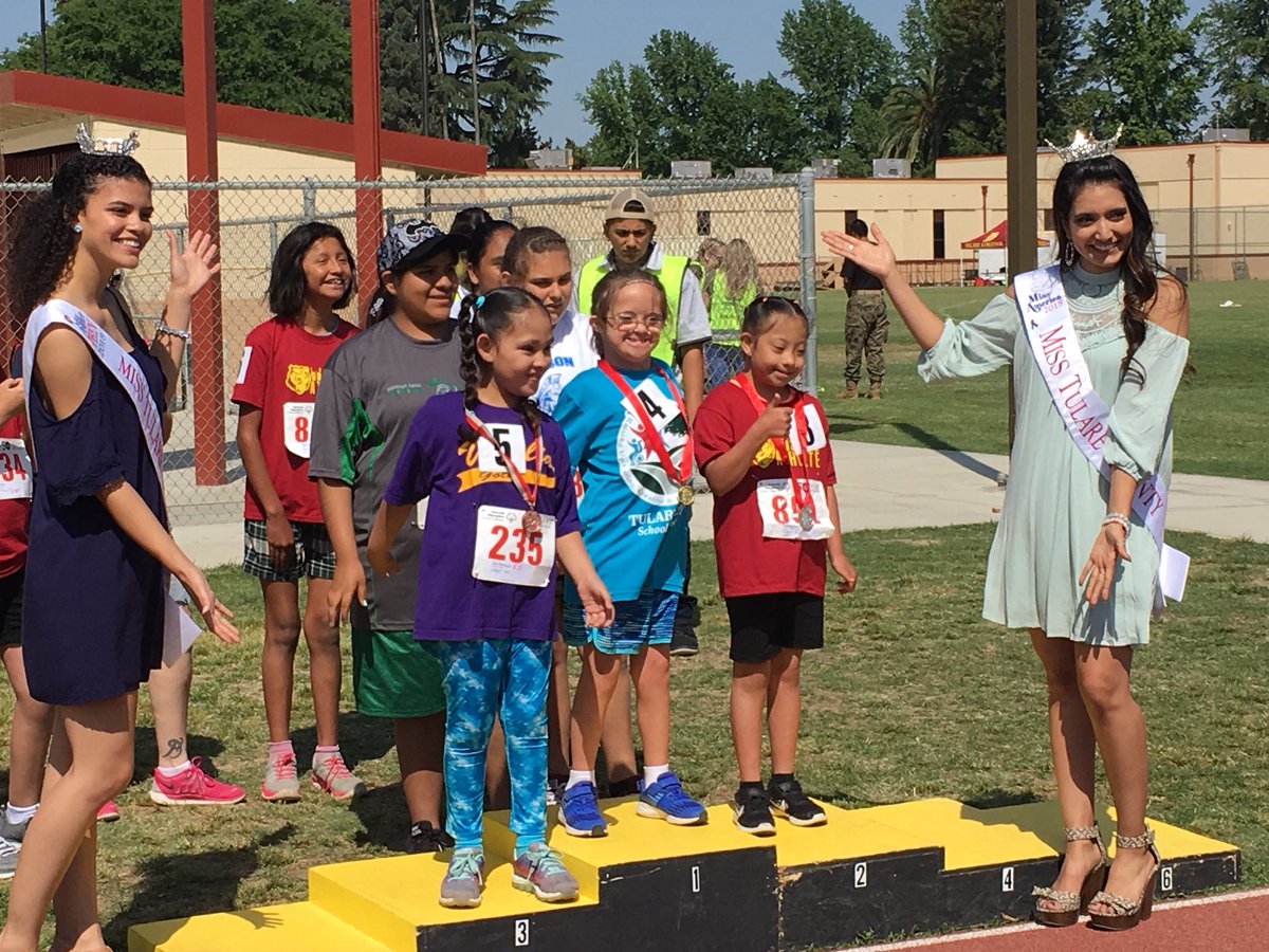 misstularecot's tweet photo. I had the time of my life yesterday at the special Olympics!!!πIf any of you haven't gone I STRONGLY encourage you to go!!ππ #myheartisfull #smilesforservice https://t.co/6WWALU29vg